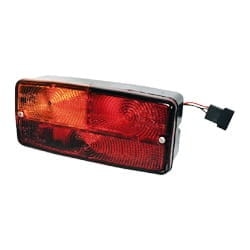 LAMPA TYLNA PRAWA MASSEY FERGUSON 8210 , 8220 , 8240 , 8240XTRA , 8250 , 8250XTRA , 8260 , 8260XTRA LST , 8270 , 8270XTRA , 8280 , 8280XTRA, 3781444M92