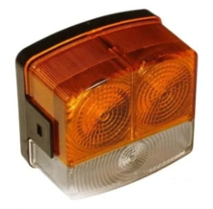 KLOSZ LAMPY LEWY RENAULT 103-12, 103-14, 106-14SP, 110-14, 113-12, 113-14, 120-14, 133-14, 145-14 (7700005574)