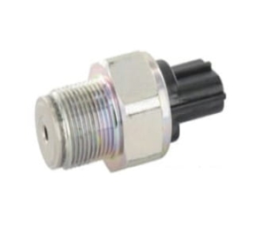 CZUJNIK LISTWY COMMON RAIL JOHN DEERE 5065M, 5075M, 5085, 5095M, 5105M, 5105ML 5080R, 5080RN, 5090R, 5090RN, 5100R, 5100RN 6225, 6325, 6425, 6525, 6320, 6420, 6420S 6520, 6620, 6530, 6630, 6820, 6920, 6920S, RE515635, RE520930