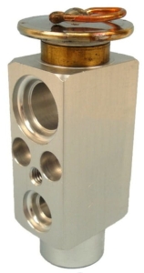 ZAWÓR rozprężny JOHN DEERE 6010SE, 6110SE, 6210SE, 6310SE, 6410SE, 6510SE, 6610SE, 6020SE, 6120SE, 6220SE, 6320SE, 6420SE, 6520SE, 6520SE, 6620 SE (6068T), 7600, 7700, 7800, 7505, 8430T, 8530, T675 AL77579