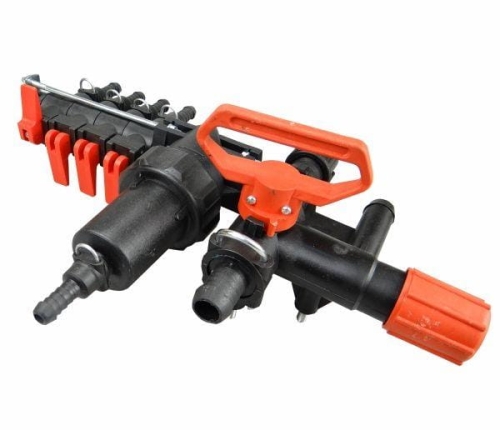 Zawór sterujący 4-sekcyjny z filtrem zewnętrznym z regulacją ciśnienia Opryskiwacz-5656