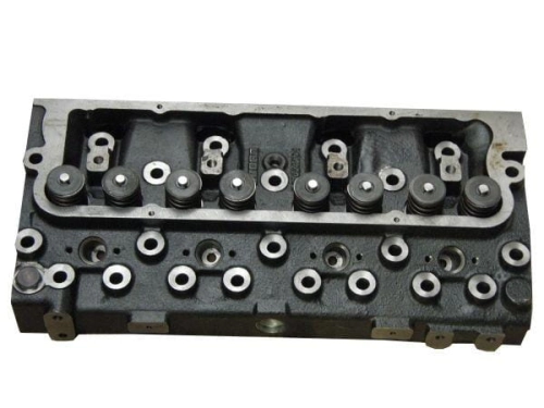 Głowica silnika kpl 4512 3132406K91, 3132946K91, 3132516M91 MF4-56200