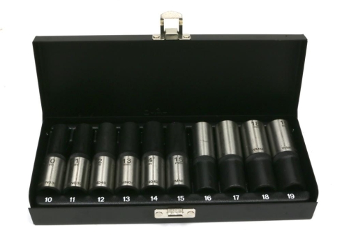 Zestaw nasadek przedłużanych 1/2  CrV 10, 11, 12, 13, 14, 15, 16, 17, 18, 19  w kasecie 10 el Waryński-77950