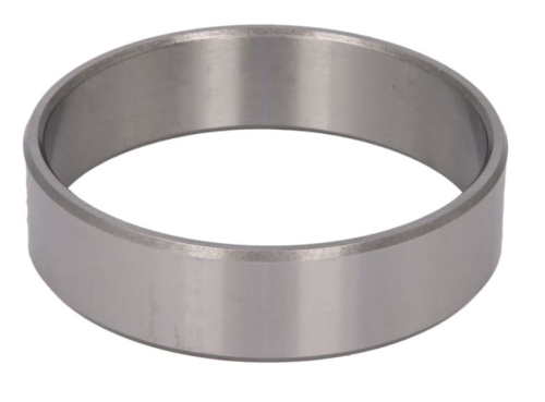 TULEJA MOCOWANIA OSI PRZEDNIEJ JOHN DEERE 5045E, 5065E, 5075E, 5080R, 5090E, 5090EH, 5090R, 5100R, 5103, 5105, 5220, 5225, 5303, 5310, 5325, 5415, R212887, 148743