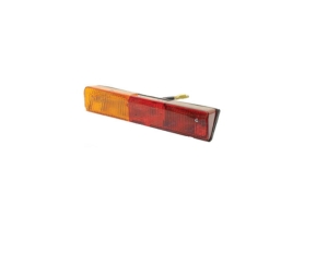 LAMPA TYLNA LEWA MASSEY FERGUSON 154, 154C, 154F, 154S, 154V, 174, 174C, 174F, 174S, 174V, 675, 690, 698, 699, 1425885M92