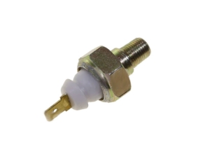 CZUJNIK CIŚNIENIA OLEJU 3060472R91 (CASE 5120 , 5130 , 5140 , 5150 , 5220 , 5230 , 5240 , 5250 1194 , 1294 , 1394 , 1494 , 1594 , 1694 C50 , C60 , C70 , C80 , C90 CX100 , CX50 , CX60 , CX70 , CX80 , CX90 MX 100 C Maxxum MX 80 C Maxxum , MX 90 C Maxxum)